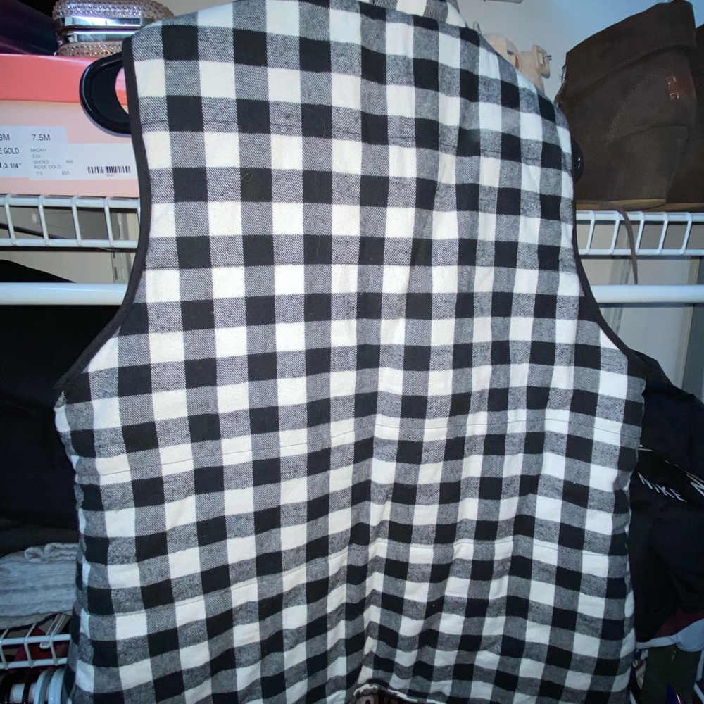 vest - Picture 2 of 3